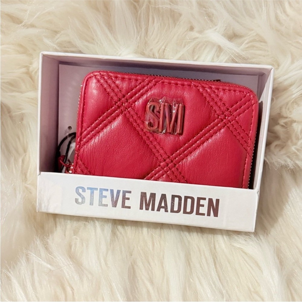 Steve Madden NWT Red Wallet